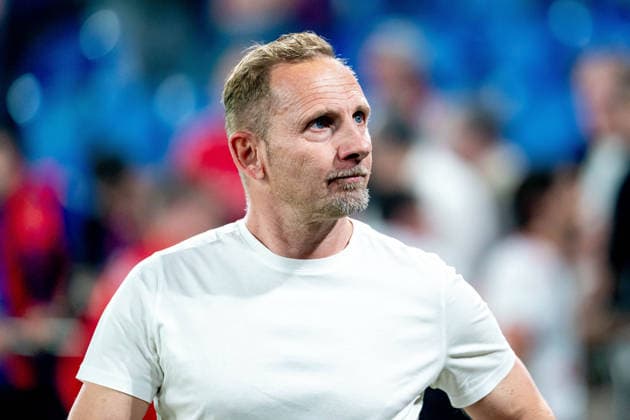 BASEL, SWITZERLAND - MAY 2: Mauro Lustrinelli (Head Coach FC Thun) after the Brack Super League match between FC Basel 1893 and FC Thun at St. Jakob Park on May 2, 2026 in Basel, Switzerland. Copyright: xPriscilaxBütlerx xSPPx Sportspressphoto_SPR142130