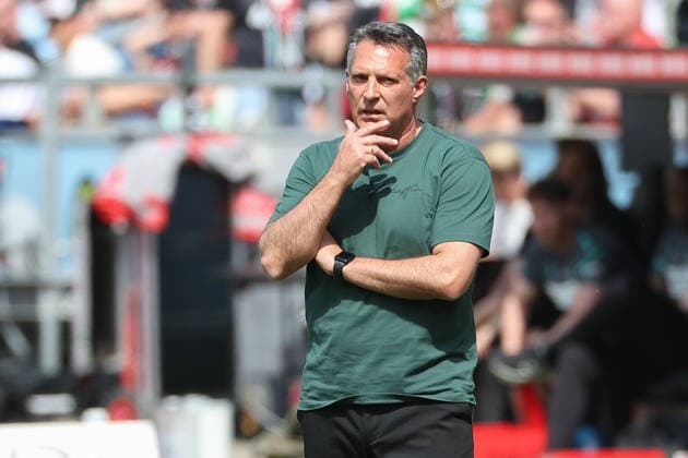 2 Bundesliga Hannover 96 SC Preußen Münster on 03 05 2026 at Heinz von Heiden Arena in Hannover Coach Alois Schwartz Muenster gestures MH