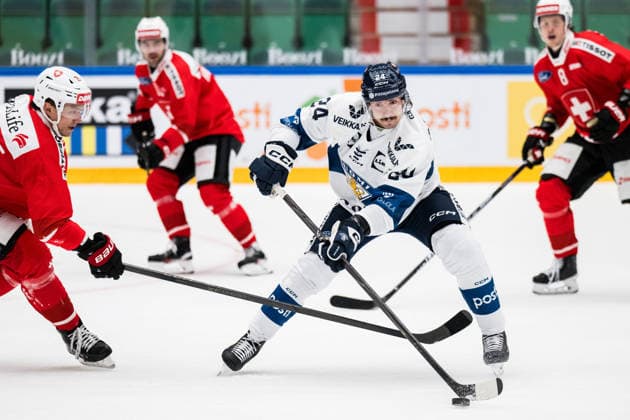 260507 Hannes Björninen of Finland during the Beijer Hockey Games game between Finland and Switzerland on May 7, 2026 in Ängelholm Photo Petter Arvidson BILDBYRAN kod PA PA1208 ishockey ice hockey hockey games beijer hockey games finland schweiz switzerland bbeng finland  Copyright: PETTERxARVIDSON BB260507PA043
