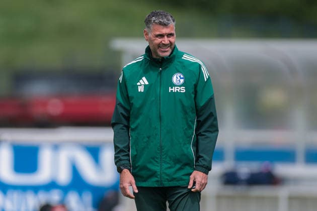 07 05 2026, Soccer, Training of FC Schalke 04 Goalkeeper coach Volkan Ünlü FC Schalke 04 Gelsenkirchen Training ground FC Schalke 04 NRW Germany xRHR PHOTO YYx Copyright: RHR-FOTOx RHR-FOTO YY