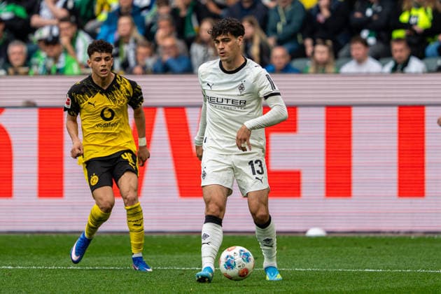 On the ball Giovanni Alejandro Reyna Borussia Moenchengladbach, 13 VfL Borussia Moenchengladbach vs Borussia Dortmund, Football, 1 Bundesliga, Matchday 32, Season 2025 2026, 03 05 2026 DFL REGULATES PROHIBIT ANY USE OF PHOTOGRAPHS AS IMAGE SEQUENCES AND OR QUASI VIDEO VfL Borussia Moenchengladbach vs Borussia Dortmund, Football, 1 Bundesliga, Matchday 32, Season 2025 2026, 03 05 2026 Moenchengladbach Copyright: xEibner-Pressefoto J.xDerondeaux EP_JDU