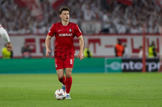 Maximilian Eggestein 8 SC Freiburg on the ball, SC Freiburg vs Sporting Braga, Football, Europa League 2025 2026, Semifinal, 07 05 2026 Freiburg Baden Wuerttemberg Germany Copyright: xkolbert-press MarkusxVerwimpx