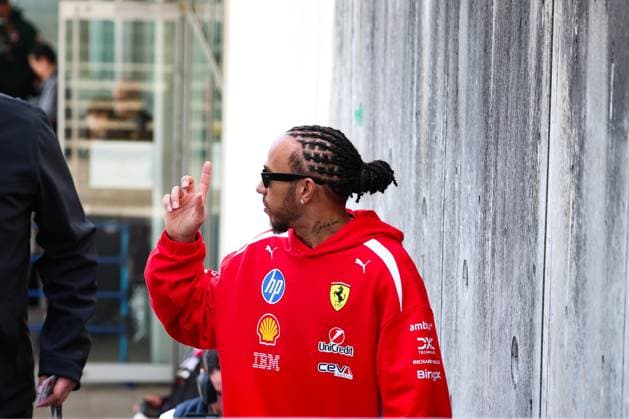 HAMILTON Lewis gbr , Scuderia Ferrari SF 26, portrait Suzuka Japan
