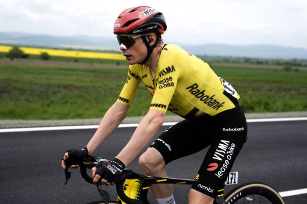 Denmark™s Jonas Vingegaard Hansen of Team Visma Lease A Bike during Stage 2 of the Giro d™Italia, from Burgas to Veliko Tarnovo, Bulgaria, Saturday, May 9, 2026.  Copyright: xFabioxFerrari LaPressex