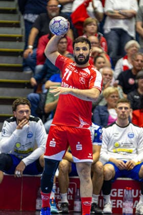 DAIKIN Handball Bundesliga, Kassel, MT Melsungen vs ThSV Eisenach, Rothenbach Halle Kassel 09 05 2026 DAIKIN Handball Bundesliga, Kassel, Germany 09 05 2026 Mohamed Amine Darmoul MT Melsungen, 71 on the ball, Handball BundesligaL, Match of MT Melsungen vs ThSV Eisenach, Rothenbach Halle Kassel Copyright: xBEAUTIFULxSPORTS Freudensteinx