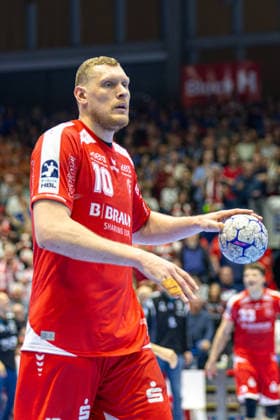 DAIKIN Handball Bundesliga, Kassel, MT Melsungen vs ThSV Eisenach, Rothenbach Halle Kassel 09 05 2026 DAIKIN Handball Bundesliga, Kassel, Germany 09 05 2026 Dainis Kristopans MT Melsungen, 10 am Ball, Handball BundesligaL, Match of MT Melsungen vs ThSV Eisenach, Rothenbach Halle Kassel Copyright: xBEAUTIFULxSPORTS Freudensteinx
