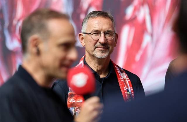 GER, 1 Bundesliga, RB Leipzig FC St Pauli 09 05 2026, Leipzig, Red Bull Arena, GER, Saison 2025 2026, 1 Bundesliga, 33 Spieltag, RasenBallsport Leipzig vs FC St Pauli im Bild Achim Beierlorzer einer der Aufstiegshelden von 2016, RB spielt seit 10 Jahren in der 1 Bundesliga DFL regulations prohibit any use of photographs as image sequences and or quasi video