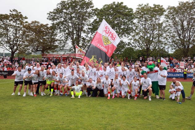 10 05 26 Women VfB Stuttgart VfL Wofsburg II Germany, Stuttgart, 10 05 2026, Football, Women, 2 Bundesliga, Season 2025 2026, VfB Stuttgart VfL Wolfsburg II Team Team Players VfB Stuttgart Promotion Bundesliga Celebration