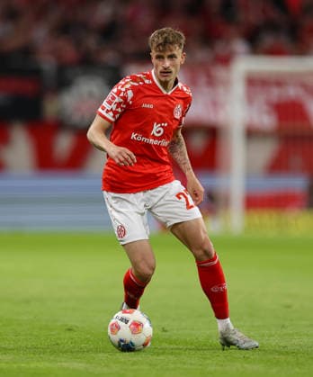 10 05 2026, Soccer Bundesliga, 1 FSV Mainz 05 1 FC Union Berlin, v l , Nikolas Veratschnig FSV Mainz 05 DFL DFB REGULATIONS PROHIBIT ANY USE OF PHOTOGRAPHS AS IMAGE SEQUENCES AND OR QUASI VIDEO xdcx Copyright: HMBxMedia Claus