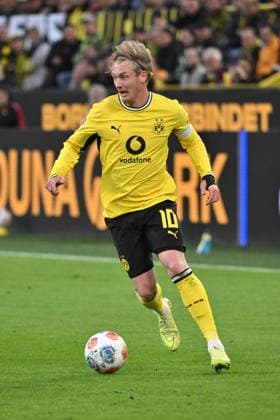 Julian Brandt Borussia Dortmund 08 05 2026, Football 1 Bundesliga, Season 2025 2026, 33 Matchday, Borussia Dortmund Eintracht Frankfurt 3 2 DFL regulations prohibit any use of photographs as image sequences and or quasi video Dortmund Signal Iduna Park Nordrhein Westfalen Germany Team2