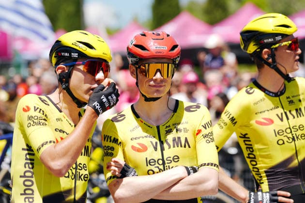 Italy™s Davide Piganzoli of Team Visma Lease A Bike from left during Stage 4 of the Giro d™Italia, from Catanzaro to Cosenza, Italy, Tuesday, May 12, 2026.  Copyright: xMassimoxPaolone LaPressex