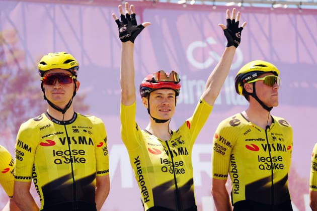 Denmark™s Jonas Vingegaard Hansen of Team Visma Lease A Bike during Stage 4 of the Giro d™Italia, from Catanzaro to Cosenza, Italy, Tuesday, May 12, 2026.  Copyright: xMassimoxPaolone LaPressex