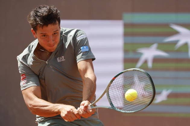 May 12, 2026, Rome, ITALY: Italian tennis player Luciano Darderi in action during his men s singles match against German tennis player Alexander Zverev (not pictured) at the Italian Open tennis tournament in Rome, Italy, 12 May 2026. ANSA FABIO FRUSTACI. Italian Open Tennis Tournament  - ZUMAa110 20260512_zaf_a110_017 Copyright: xFabioxFrustacix