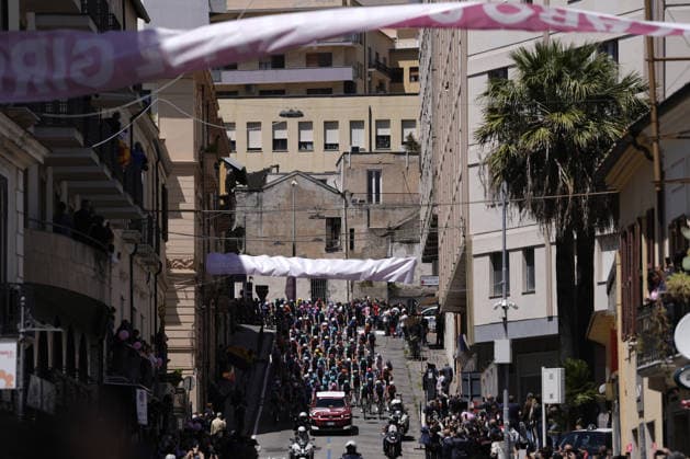 Start of the race during Stage 4 of the Giro d™Italia, from Catanzaro to Cosenza, Italy, Tuesday, May 12, 2026.  Copyright: xFabioxFerrari LaPressex