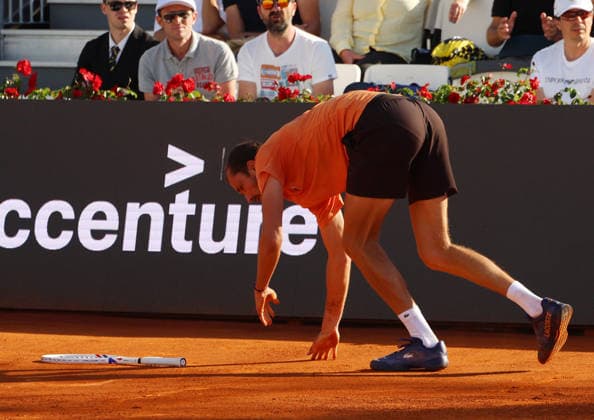 May 12, 2026, Rome, Lazio, Italy: DANIIL MEDVEDEV during the match against P. Llamas of Spain in the fourth round of tennis tournament ATP, Tennis Herren 1000 Internazionali BNL DÃ¢â‚¬â ¢Italia, Rome, Italy. Medvedev won 3:6, 6:4, 6:2. Rome Italy - ZUMAc278 20260512_zsp_c278_021 Copyright: xMarcinxCholewinskix