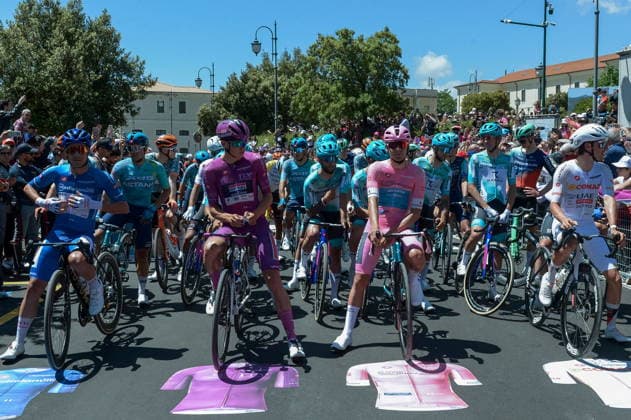 May 12, 2026, Catanzaro, Catanzaro, Italy: The start. The fourth stage of the 2026 Giro d Italia, the first in Italy, started from the Mediterranean Biodiversity Park in Catanzaro and headed toward Cosenza, covering 138 kilometers. Catanzaro, 12 05 2026 Giro D Italia. Departure From Catanzaro  - ZUMAa289 20260512_zia_a289_025 Copyright: xValeriaxFerrarox xAgfx