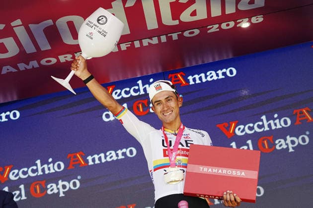 Ecuador™s Manuel Jhonatan Narvaez of UAE Team Emirates XRG on the podium during Stage 4 of the Giro d™Italia, from Catanzaro to Cosenza, Italy, Tuesday, May 12, 2026.  Copyright: xGianxMattiaxD Albertox xLaPressex