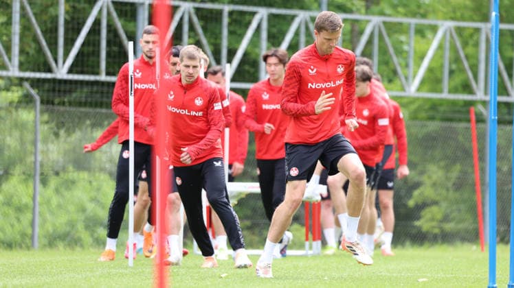 12 05 2026, xrekx, Soccer 2 Bundesliga, 1 FC Kaiserslautern Training v l Fabian Kunze 1 FC Kaiserslautern DFL DFB REGULATIONS PROHIBIT ANY USE OF PHOTOGRAPHS as IMAGE SEQUENCES and or QUASI VIDEO Kaiserslautern