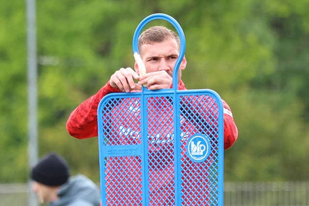 12 05 2026, xrekx, Soccer 2 Bundesliga, 1 FC Kaiserslautern Training v l Luca Sirch 1 FC Kaiserslautern DFL DFB REGULATIONS PROHIBIT ANY USE OF PHOTOGRAPHS as IMAGE SEQUENCES and or QUASI VIDEO Kaiserslautern