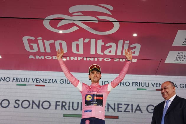 Italy™s Giulio Ciccone of Lidl-Trek pink jersey on the podium during Stage 4 of the Giro d™Italia, from Catanzaro to Cosenza, Italy, Tuesday, May 12, 2026.  Copyright: xGianxMattiaxD Albertox xLaPressex