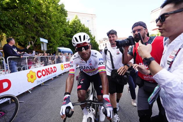 Ecuador™s Manuel Jhonatan Narvaez of UAE Team Emirates XRG stage winner during Stage 4 of the Giro d™Italia, from Catanzaro to Cosenza, Italy, Tuesday, May 12, 2026.  Copyright: xFabioxFerrari LaPressex