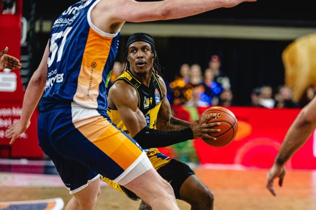 Rostock, Germany 12 May 2026 easyCredit BBL Play Ins 2025 2026 Rostock Seawolves vs MHP Riesen Ludwigsburg Pictured from left Bent Leuchten Rostock Seawolves and Dominic Lockhart Rostock Seawolves Stadthalle Rostock Mecklenburg Vorpommern Copyright: xFotostandx xVoelkerx