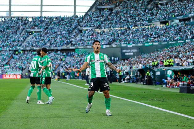 ESP: Real Betis - Elche CF. La Liga EA Sports. Date 36 Juan Camilo Cucho Hernandez of Real Betis celebrates after scoring the 1-0 during the La Liga EA Sports match between Real Betis and Elche CF played at La Cartuja Stadium on May 12, 2026 in Sevilla, Spain. kpng Copyright: xAntonioxPozox xPRESSINPHOTOx AP_260512_BET_ELC_2526_011