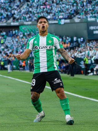 ESP: Real Betis - Elche CF. La Liga EA Sports. Date 36 Juan Camilo Cucho Hernandez of Real Betis celebrates after scoring the 1-0 during the La Liga EA Sports match between Real Betis and Elche CF played at La Cartuja Stadium on May 12, 2026 in Sevilla, Spain. kpng Copyright: xAntonioxPozox xPRESSINPHOTOx AP_260512_BET_ELC_2526_012