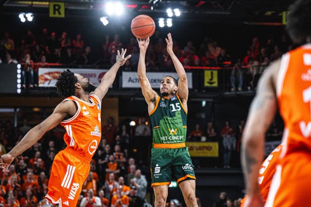 1 Basketball Bundesliga, easyCredit BBL, Season 2025 2026, Men, Play Ins, Match for 7th place, 12 05 2026, RASTA Vechta Gladiators Trier Jordan Roland 15 VET CONCEPT Gladiators Trier at Jumpshot Vechta RASTA Dome Niedersachsen Germany