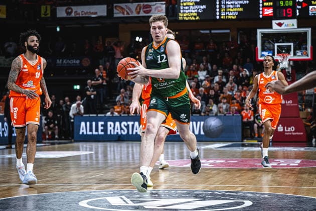 1 Basketball Bundesliga, easyCredit BBL, Season 2025 2026, Men, Play Ins, Match for 7th place, 12 05 2026, RASTA Vechta Gladiators Trier Marten Linssen 12 VET CONCEPT Gladiators Trier in action Vechta RASTA Dome Lower Saxony Germany