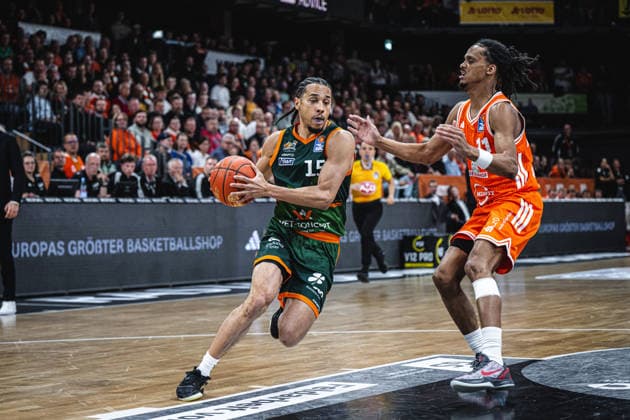 1 Basketball Bundesliga, easyCredit BBL, Season 2025 2026, Men, Play Ins, Match for 7th place, 12 05 2026, RASTA Vechta Gladiators Trier Jordan Roland 15 VET CONCEPT Gladiators Trier in action Vechta RASTA Dome Lower Saxony Germany