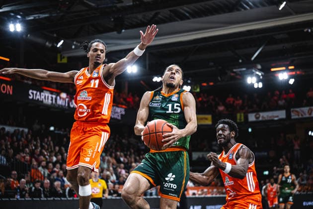 1 Basketball Bundesliga, easyCredit BBL, Season 2025 2026, Men, Play Ins, Match for 7th place, 12 05 2026, RASTA Vechta Gladiators Trier Jordan Roland 15 VET CONCEPT Gladiators Trier at Korbleger Vechta RASTA Dome Niedersachsen Germany