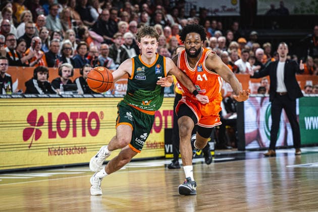 1 Basketball Bundesliga, easyCredit BBL, Season 2025 2026, Men, Play Ins, Match for 7th place, 12 05 2026, RASTA Vechta Gladiators Trier Steven Ashworth 1 VET CONCEPT Gladiators Trier in action Vechta RASTA Dome Lower Saxony Germany