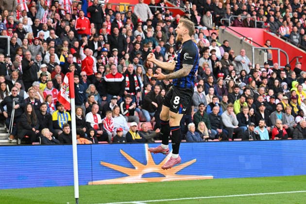 Southampton v Middlesbrough, EFL Sky Bet Championship, Play Off Second Leg Goal 0-1 - Riley McGree (8) of Middlesbrough celebrates scoring the opening goal during the EFL Sky Bet Championship Play Off Second Leg match between Southampton and Middlesbrough at the St Mary s Stadium, Southampton, UK on 12 May 2026. Southampton St Mary s Stadium Hampshire UK Editorial use only DataCo restrictions apply See www.football-dataco.com , Copyright: xGrahamxHuntx PSI-24239-0045