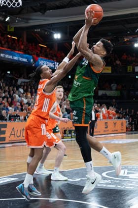 GER, Basketball, easy Credit BBL, Play Ins, Rasta Vechta vs VET CONCEPT Gladiators Trier 12 05 2026, Rasta Dome, Vechta, GER, easy Credit BBL, Play Ins, Rasta Vechta vs VET CONCEPT Gladiators Trier, pictured Urald KING VET CONCEPT Gladiators Trier 20 Alonzo VERGE JR Rasta Vechta 11 nordphotoxgmbhx xRojahn nph00310