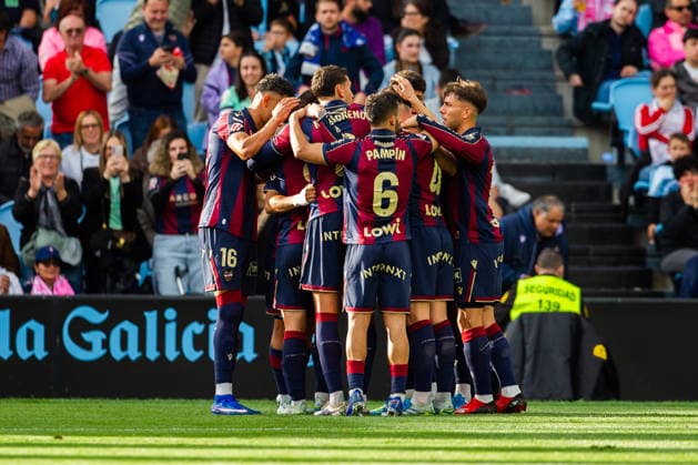 ESP LaLiga EA Sports Celta de Vigo v Levante UD Adrian de la Fuente of Levante during LaLiga EA Sports, between Celta Vigo v Levante UD played at Abanca Balaidos stadium in Vigo, Pontevedra on May 12th, 2026 in Spain Spain Football Copyright: xAgenciaxLOFx