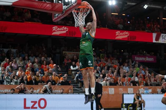 GER, Basketball, easy Credit BBL, Play Ins, Rasta Vechta vs VET CONCEPT Gladiators Trier 12 05 2026, Rasta Dome, Vechta, GER, easy Credit BBL, Play Ins, Rasta Vechta vs VET CONCEPT Gladiators Trier, in the picture Marco HOLLERSBACHER VET CONCEPT Gladiators Trier 9 with the Dunking nordphotoxgmbhx xRojahn nph00310