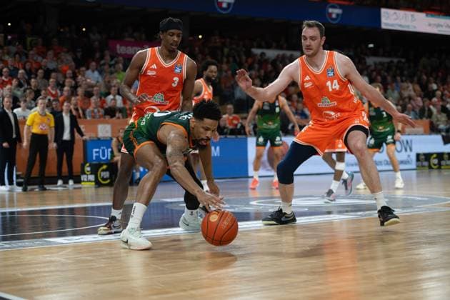 GER, Basketball, easy Credit BBL, Play Ins, Rasta Vechta vs VET CONCEPT Gladiators Trier 12 05 2026, Rasta Dome, Vechta, GER, easy Credit BBL, Play Ins, Rasta Vechta vs VET CONCEPT Gladiators Trier, pictured Urald KING VET CONCEPT Gladiators Trier 20 Malik PARSONS Rasta Vechta 3 Philipp KERKENHOFF Rasta Vechta 14 nordphotoxgmbhx xRojahn nph00310