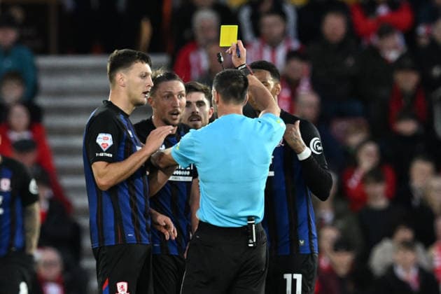 Southampton v Middlesbrough, EFL Sky Bet Championship, Play Off Second Leg Luke Ayling (12) of Middlesbrough is shown a yellow card, booked by referee Andy Madley during the EFL Sky Bet Championship Play Off Second Leg match between Southampton and Middlesbrough at the St Mary s Stadium, Southampton, UK on 12 May 2026. Southampton St Mary s Stadium Hampshire UK Editorial use only DataCo restrictions apply See www.football-dataco.com , Copyright: xGrahamxHuntx PSI-24239-0066