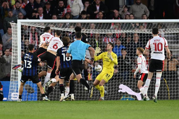 Southampton v Middlesbrough, EFL Sky Bet Championship, Play Off Second Leg Goal 1-1 - Ross Stewart (11) of Southampton scores the equalising goal beating Sol Brynn (31) of Middlesbrough during the EFL Sky Bet Championship Play Off Second Leg match between Southampton and Middlesbrough at the St Mary s Stadium, Southampton, UK on 12 May 2026. Southampton St Mary s Stadium Hampshire UK Editorial use only DataCo restrictions apply See www.football-dataco.com , Copyright: xGrahamxHuntx PSI-24239-0071
