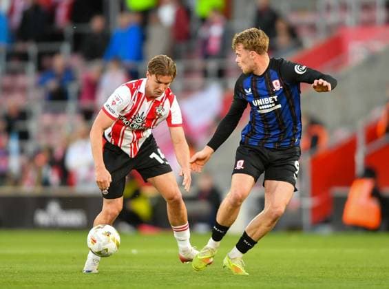 Southampton v Middlesbrough Sky Bet Championship James Bree of Southampton challenges for the ball with Tommy Conway of Middlesbrough during the Southampton v Middlesbrough Sky Bet Championship Play-Off Semi-Final Second Leg match at the St Mary s Stadium, Southampton 12 05 2026 UK Newspapers OUT Copyright: xPaulxBlakex FIL-23421-0024