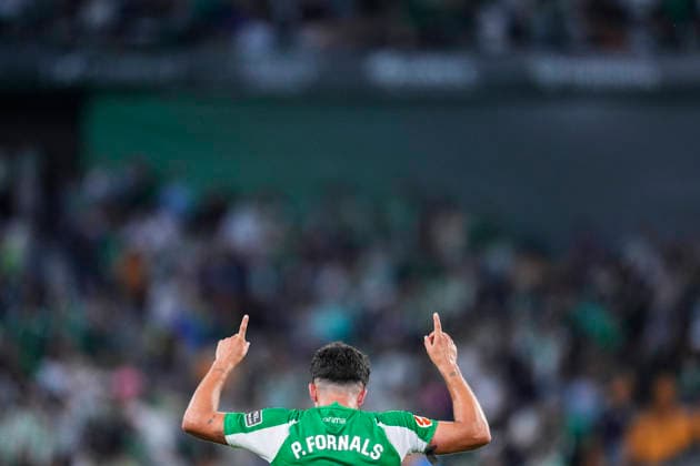 May 12, 2026, Sevilla, Sevilla, SPAIN: Pablo Fornals of Real Betis celebrates a goal during the Spanish league, LaLiga EA Sports, football match played between Real Betis and Elche CF at La Cartuja stadium on May 12, 2026, in Sevilla, Spain. Sevilla SPAIN - ZUMAa181 20260512_zaa_a181_145 Copyright: xJoaquinxCorcherox