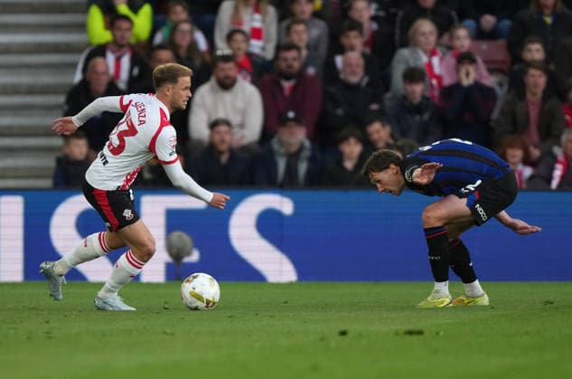 Southampton v Middlesbrough, EFL Sky Bet Championship, Play-Off Semi Final, Second Leg Football, St Marys Stadium, Southampton, UK - 12 May 2026 Leo Scienza of Southampton and Callum Brittain of Middlesbrough. Southampton St Marys Stadium Southampton UK, UK NEWSPAPERS OUT Copyright: xSeanxRyanx