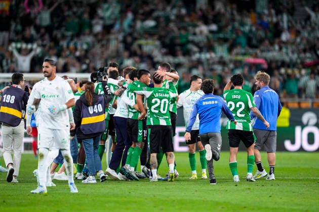 May 12, 2026, Sevilla, Sevilla, SPAIN: Players of Real Betis celebrate qualifies for the UEFA Champions League during the Spanish league, LaLiga EA Sports, football match played between Real Betis and Elche CF at La Cartuja stadium on May 12, 2026, in Sevilla, Spain. Sevilla SPAIN - ZUMAa181 20260512_zaa_a181_166 Copyright: xJoaquinxCorcherox