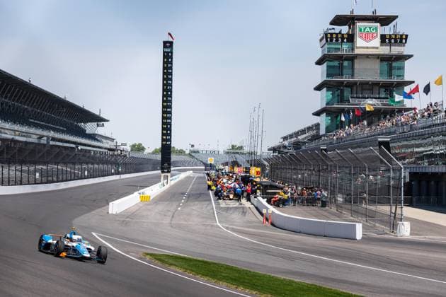 May 12, 2026, Speedway, Indiana, USA: NOLAN SIEGEL, driver of the No. 6 Chevrolet for Arrow McLaren, enterns Turn 1 during opening day of practice of the 110th Indianapolis 500 at Indianapolis Motor Speedway. IndyCar, Indy Car, IRL, USA 2026: Indy 500 Practice Day 1  - ZUMAw173 20260512_zsp_w173_018 Copyright: xLukexWelshx