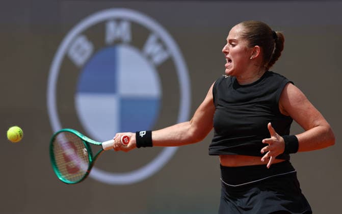 260512 -- ROME, May 12, 2026 -- Jelena Ostapenko hits a return during the women s singles quarter final match between Sorana Cirstea of Romania and Jelena Ostapenko of Latvia at the WTA, Tennis Damen Italian Open in Rome, Italy, May 12, 2026. SPITALY-ROME-TENNIS-WTA-ITALIAN OPEN-WOMEN S SINGLES WangxKaiyan  (SP)ITALY-ROME-TENNIS-WTA-ITALIAN OPEN-WOMEN S SINGLES IMAGO WangxKaiyan  imago images 0856370138