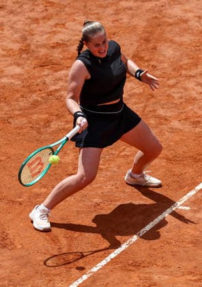 260512 -- ROME, May 12, 2026 -- Jelena Ostapenko hits a return during the women s singles quarter final match between Sorana Cirstea of Romania and Jelena Ostapenko of Latvia at the WTA, Tennis Damen Italian Open in Rome, Italy, May 12, 2026. SPITALY-ROME-TENNIS-WTA-ITALIAN OPEN-WOMEN S SINGLES WangxKaiyan  (SP)ITALY-ROME-TENNIS-WTA-ITALIAN OPEN-WOMEN S SINGLES IMAGO WangxKaiyan  imago images 0856370190