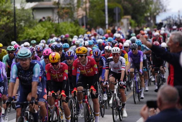 The pack rides during Stage 5 of the Giro d™Italia, from Praia a Mare to Potenza, Italy, Wednesday, May 13, 2026.  Copyright: xFabioxFerrari LaPressex