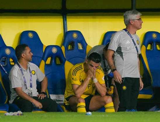 RIYADH, SAUDI ARABIA - MAY 12: Cristiano Ronaldo of Al Nassr shows dejection whilst sitting on the bench during the Saudi Pro League match between Al Nassr and Al Hilal at Al Awwal Park on May 12, 2026 in Riyadh, Saudi Arabia.  Copyright: xKhalidxAlhaj MBxMediax