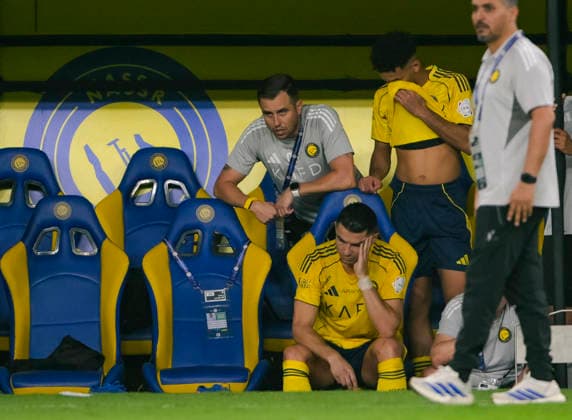 RIYADH, SAUDI ARABIA - MAY 12: Cristiano Ronaldo of Al Nassr shows dejection whilst sitting on the bench after the Saudi Pro League match between Al Nassr and Al Hilal at Al Awwal Park on May 12, 2026 in Riyadh, Saudi Arabia.  Copyright: xKhalidxAlhaj MBxMediax
